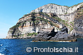 Il giro dell'isola d'Ischia via mare 50